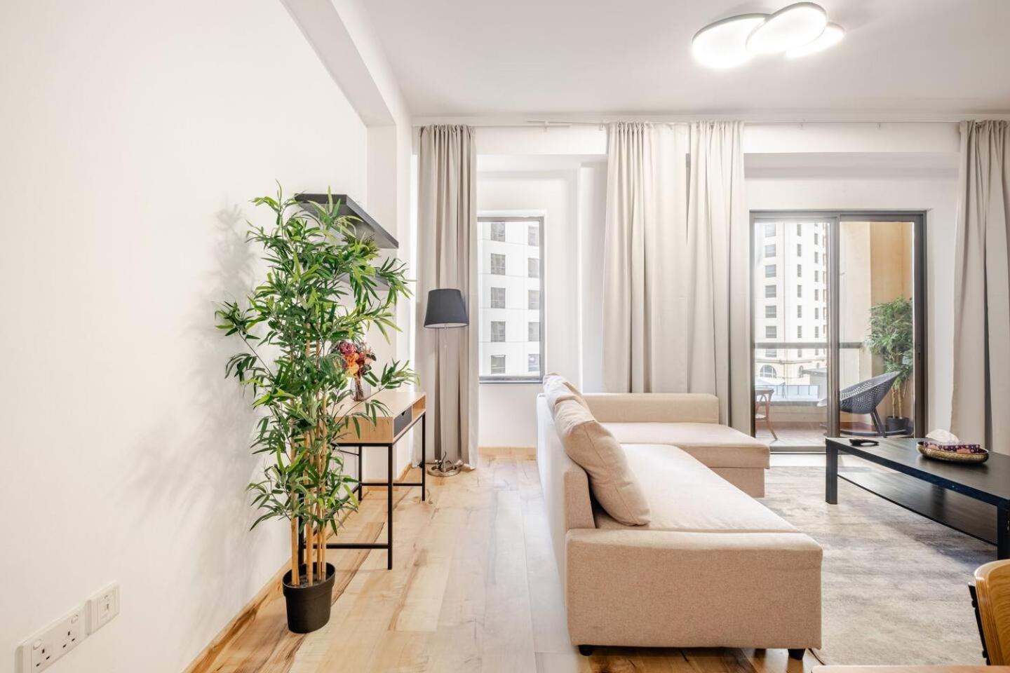 شقة Stylish Beachside 3 Beds In Jbr *